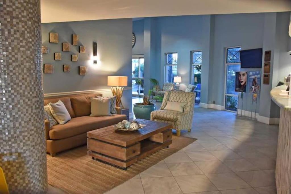Pelican Beach Resort-Walkout Unit-On The Beach Destin Eksteriør billede